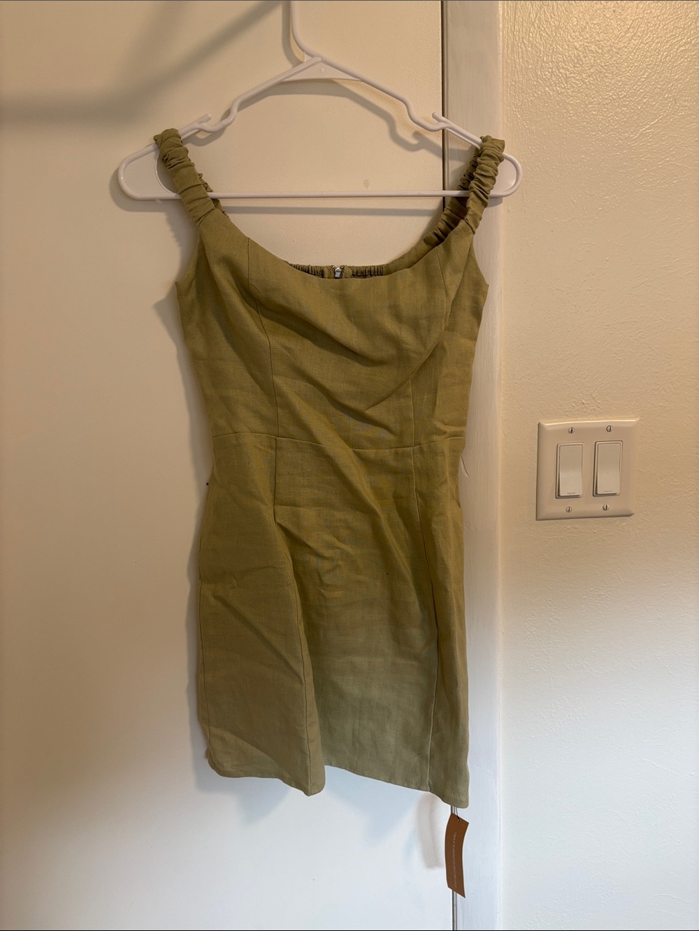 NWTs Reformation Sawyer Linen Dress 2